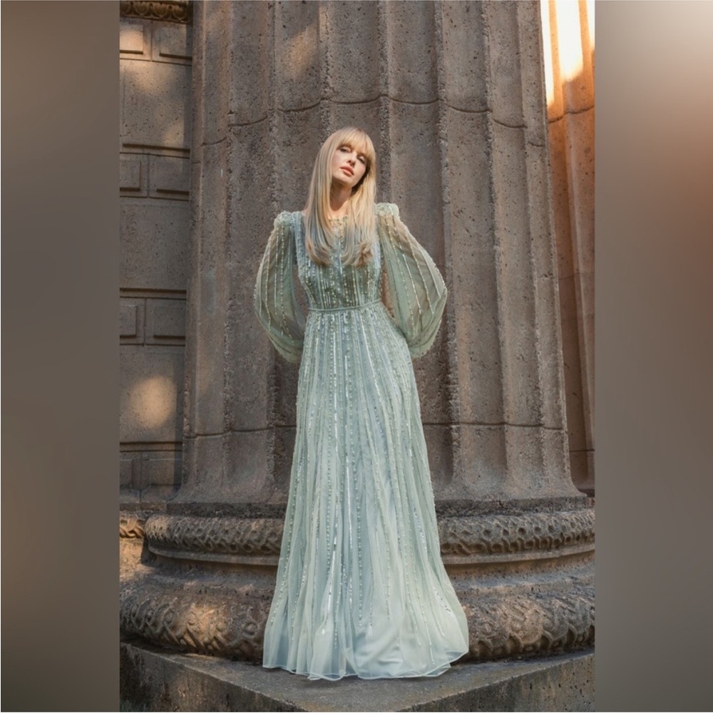 Mac Duggal 94081 Mint Green Boat Neck Long Sleeve Gown Sz 10